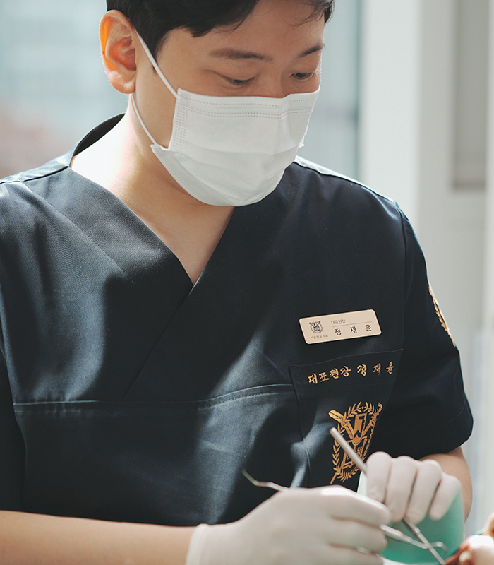 Dr. 정재윤
